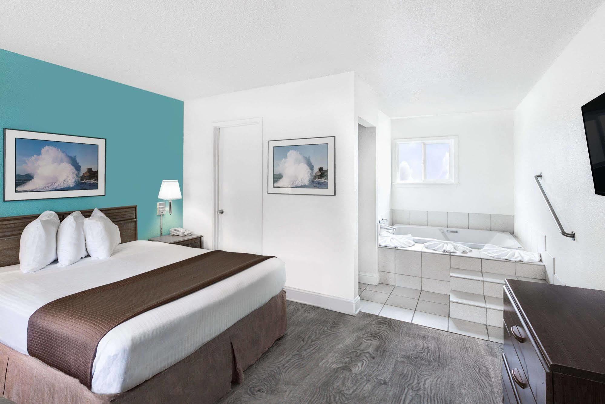 Surestay Hotel By Best Western Seaside Monterey Exterior photo